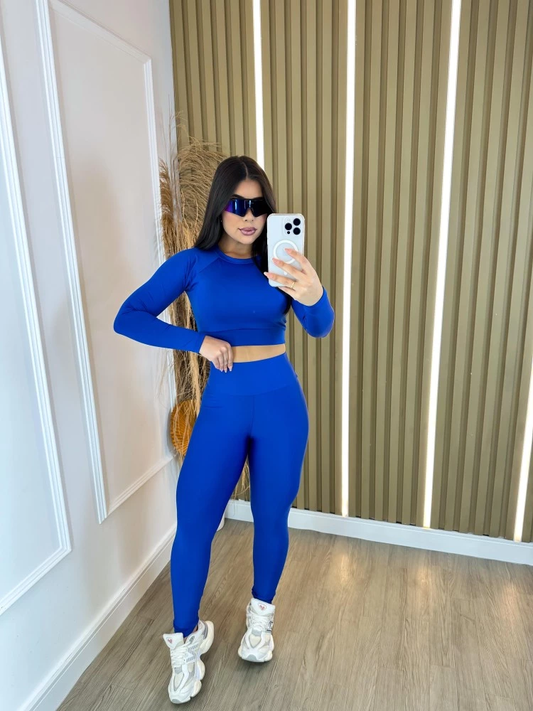 CONJUNTO CROPPED E CALÇA MANDA LONGA